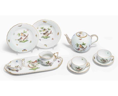 Herend, Tee-/Kaffeeservice "Rothschild" Nach 1945. Porzellan. Osier. Bestand: 1 Teekanne, 1 Crémier, 8 Tee-/Kaffeetassen mit 