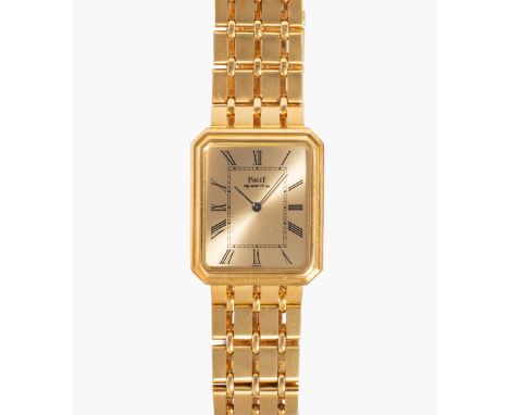 Piaget 750 Gelbgold-Gehäuse Nr. 7148K51, 392117, 28x24 mm. Quarzwerk. Vergoldetes Zifferblatt mit römischen Zahlen. Goldband 