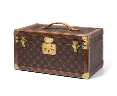Louis Vuitton, Beauty case "Boîte bouteilles et glace"Aus Monogram Canvas mit Besätzen aus naturfarbenem Leder. Messingbeschl