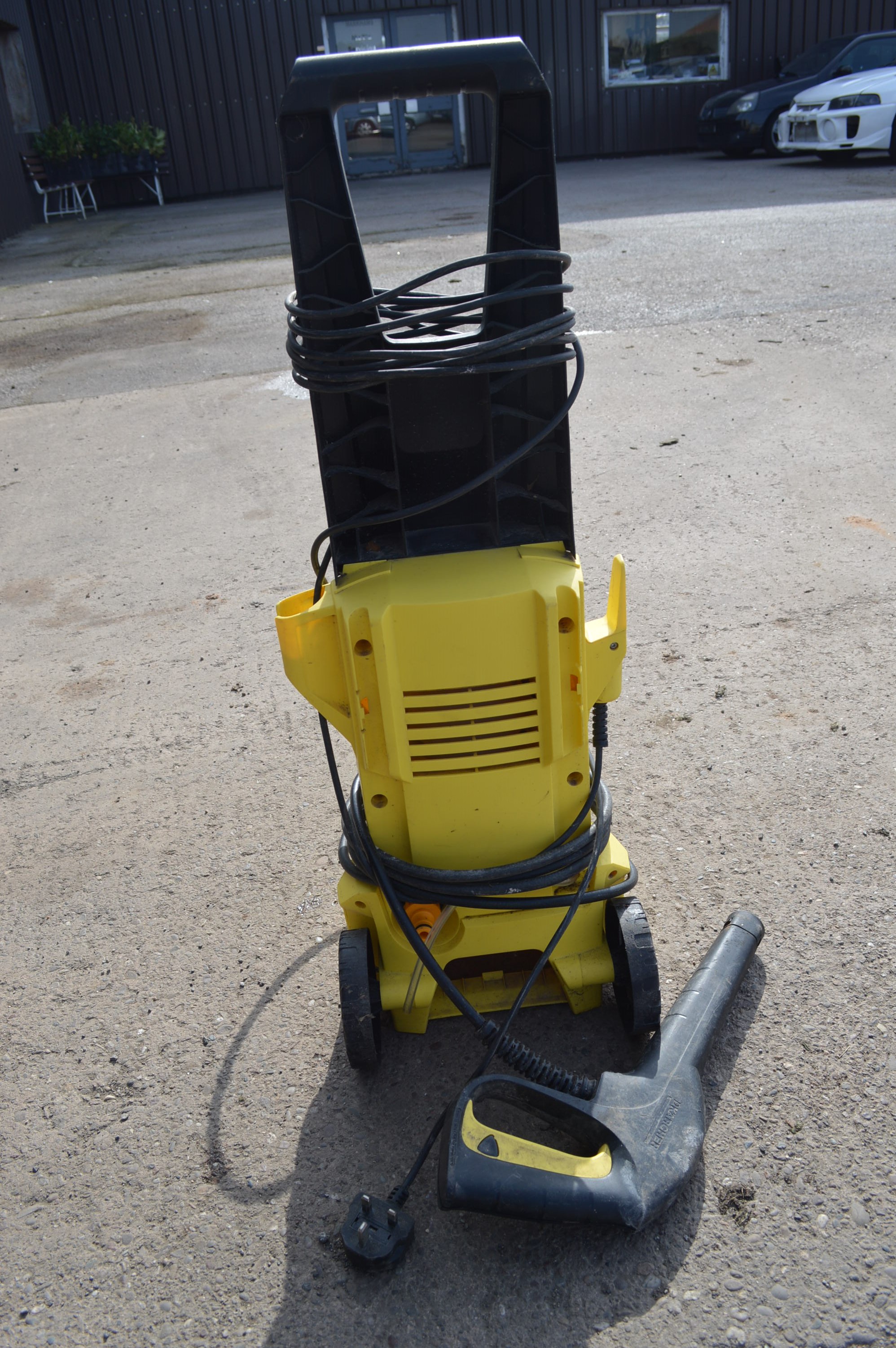 KARCHER K2.300 ELECTRIC PRESSURE WASHER, UNTESTED *NO VAT* OPERATING