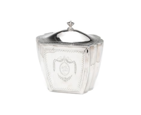 A GEORGE III SILVER TEA CADDY, WILLIAM ABDY, LONDON, 1799 tapered shaped oblong, the domed lid flush-hinged to the side below