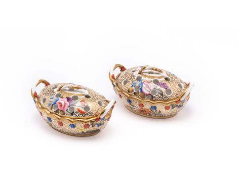 A PAIR OF SPODE VIOLETEERS AND COVERS, CIRCA 1815-20 oval, rope twist handles, simply pierced covers, painted in pattern '113