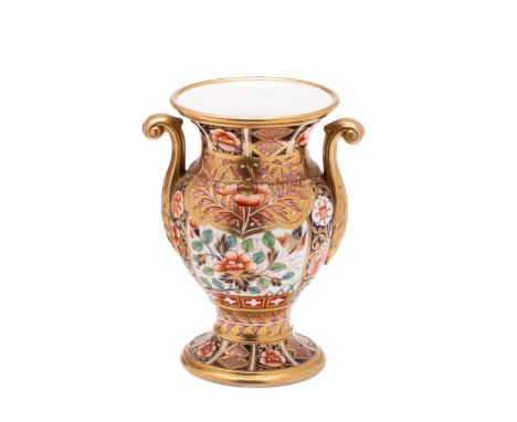 A SPODE 'NEW SHAPE' VASE, CIRCA 1820 inverted baluster with two upright gilt handles, painted with pattern '1227' in rich Ima