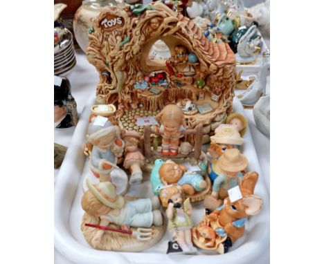 A Pendelfin ''Toy Shop''; 3 boxed Pendelfin figures ''Pirate Patch'', ''Nipper'', ''Shrimpy''' and 1 unboxed ''Sunny''; 7 Mab