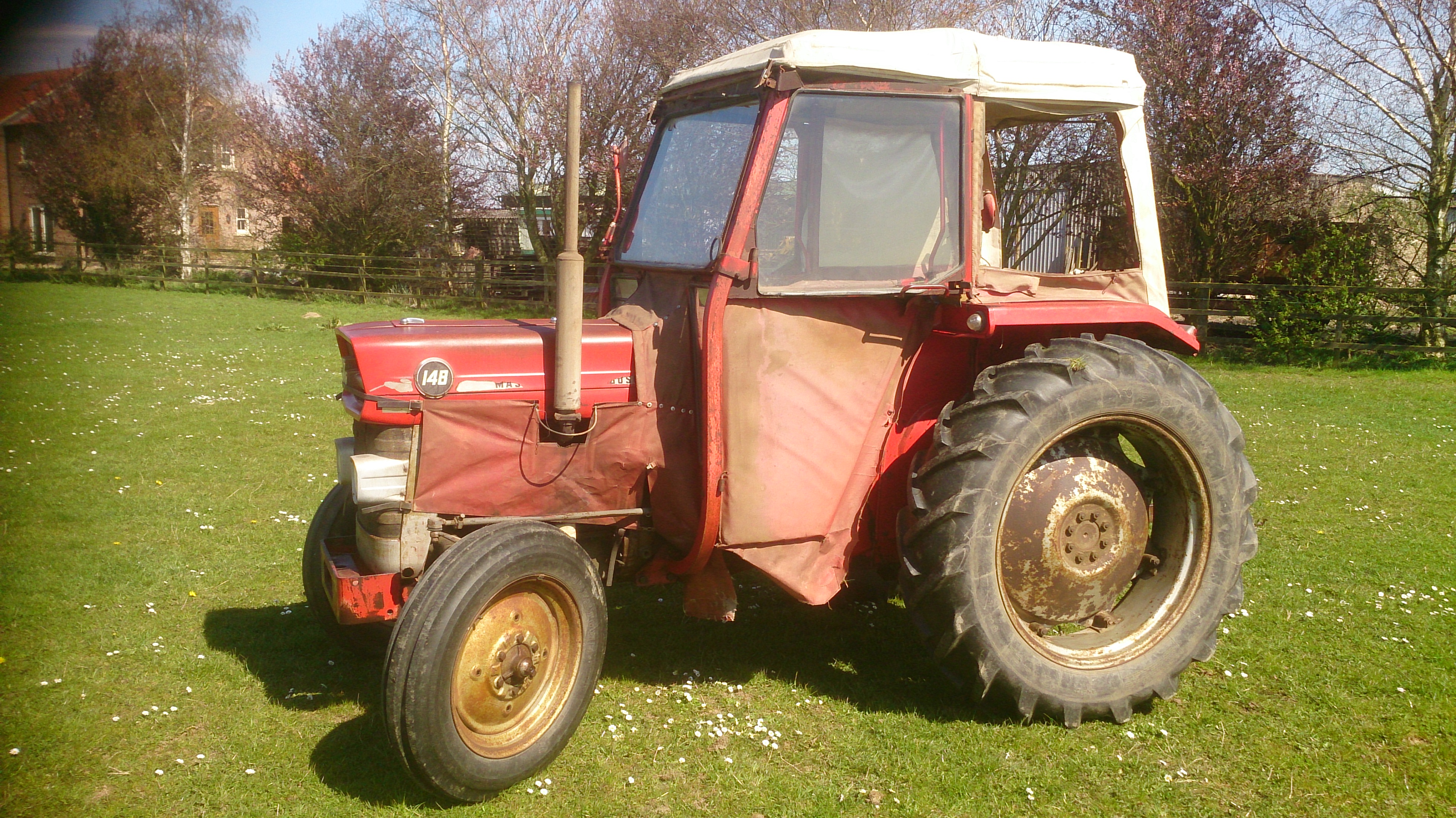 1976 Massey Ferguson 148 Multi-power 3cylinder Diesel Tractor Reg. No 