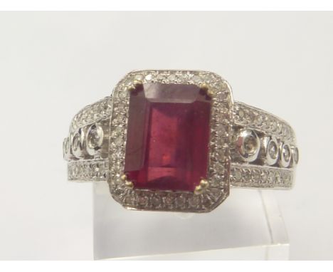 Diamond and ruby doublet ring in 9ct white gold, size 'L½'.
