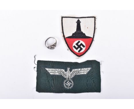 WW2 German Waffen-SS Soldiers Finger Ring, fine white metal ring with SS style skull and crossbones to the front. Un-marked e