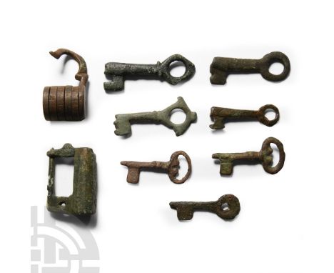 15th-17th century A.D.. Including barrel-shank and other key types, tumbler and barrel locks. Bailey, G., Detector Finds 3, W
