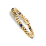 Panzerarmband mit Saphircabochons