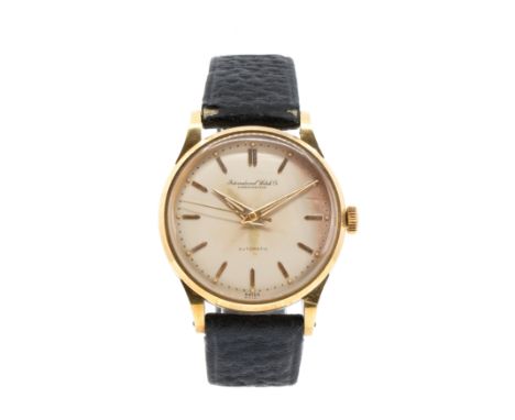 IWC Vintage HerrenarmbanduhrAutomatik, helles Zifferblatt mit goldenen Stab-Indizes, Gehäuse 750 Gelbgold, punziert und geprü