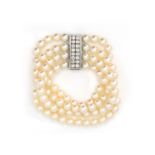 Perlenarmband mit Diamantschließe