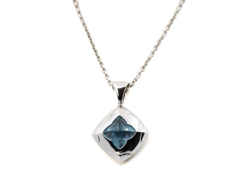 Bulgari Blautopas-CollierKette und Anhänger 750 Weißgold, punziert, dazu Markenpunze 'Bvlgari' und 'Made in Italy', der Anhän