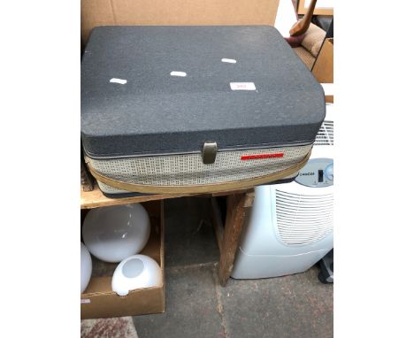 Reel to reel tape recorder 