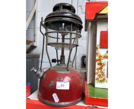 hurricane lamp 