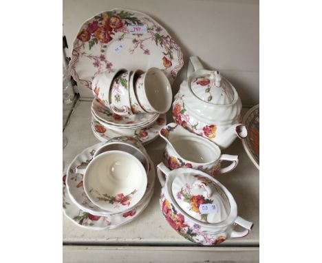 Royal Doulton Sherborne tea service 22 pieces appx 