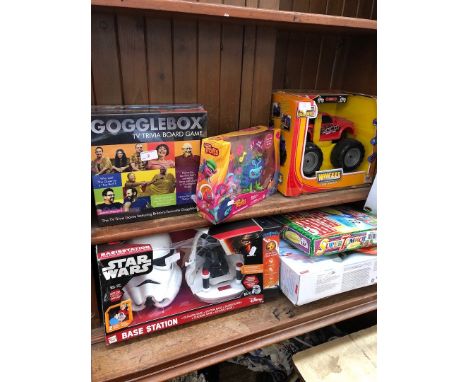 Quantity of boxed toys, incl. Monopoly, Star Wars and Thomas The Tank Engine 