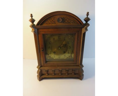 EDWARDIAN BRACKET CLOCK, carved oak bracket clock with coiled bar strike, 14.5" high