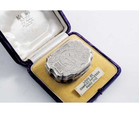 A MID 18TH CENTURY FRENCH CARTOUCHE-SHAPED SNUFF BOX with chased & engraved decoration & a gilt interior, by Charles Du Pless
