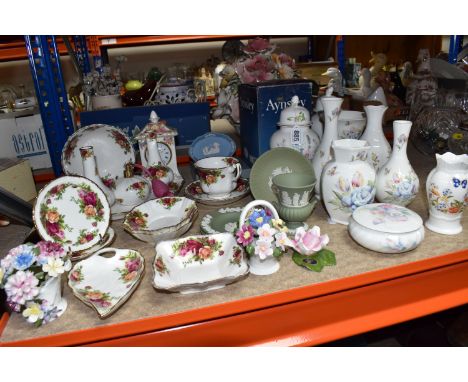 A GROUP OF CERAMICS, to include thirteen pieces of Royal Albert Old Country Roses: a teacup and saucer, two bud vases, an ova