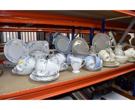 A GROUP OF ROYAL DOULTON, DOULTON, AND GLADSTONE TEA WARES comprising a Royal Doulton 'Diana' tea and partial dinner service 