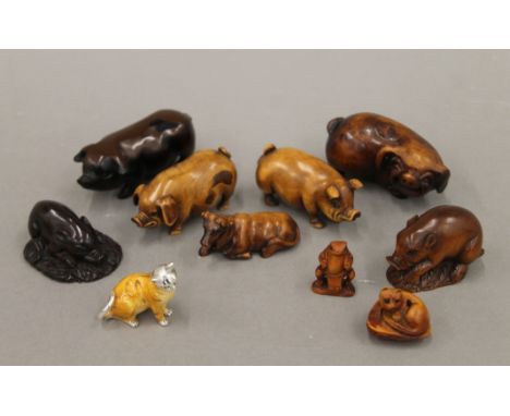 A quantity of netsuke and other animal carvings etc. The largest 7.5 cm long.