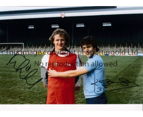 ARSENAL      Autographed 12 x 8 col photo of Kenny Sansom posing with new signing Peter Nicholas during a photo-shoot at High
