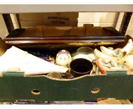 Box of mixed item including ceramics and prints