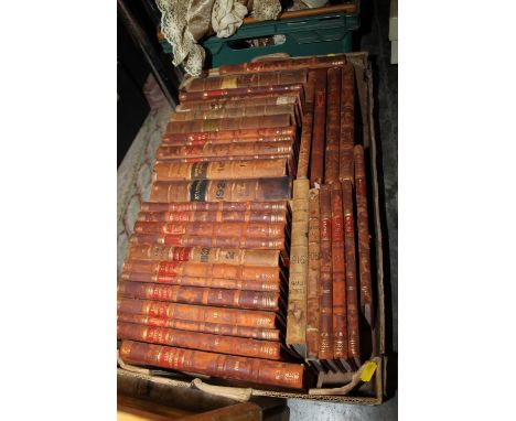 A TRAY OF VINTAGE AND ANTIQUE LAW REPORT BOOKS