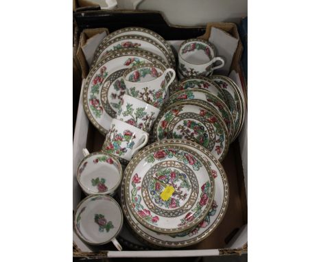 A SMALL TRAY OF VINTAGE COALPORT INDIAN TREE CHINA