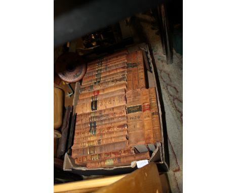 A TRAY OF VINTAGE AND ANTIQUE LAW REPORT BOOKS
