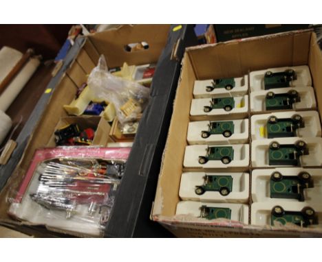 A QUANTITY OF BOXED AND OTHER DIECAST CARS PLUS A VINTAGE OLD SMOKEY LOCOMOTIVE, TOGETHER WITH A SMALL BOX OF NEW LLEDO VIEW 