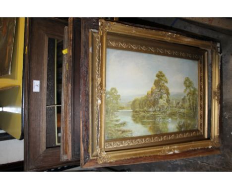 A COLLECTION OF VINTAGE OAK AND GILT PICTURE FRAMES ETC. 