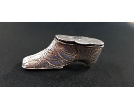 SILVER SHOE SNUFF BOX