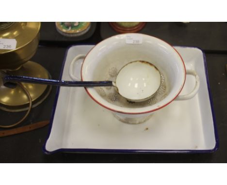 Enamelled tray, strainer and ladle