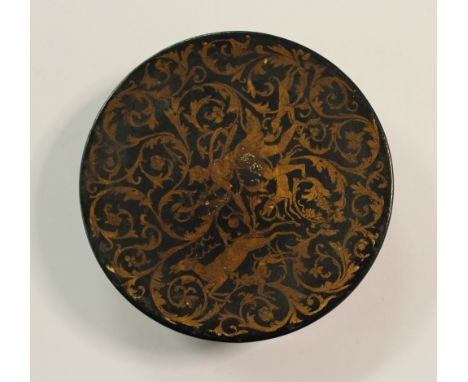 18th/19th Century papier mache snuff box, lid gilded with hunting scene