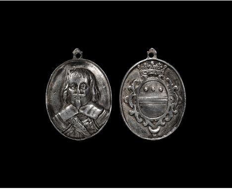 1642 AD. A silver cast and chased badge of Robert Devereux, Earl of Essex, by Thomas Simon (or Thomas Rawlins?), bifacial wit