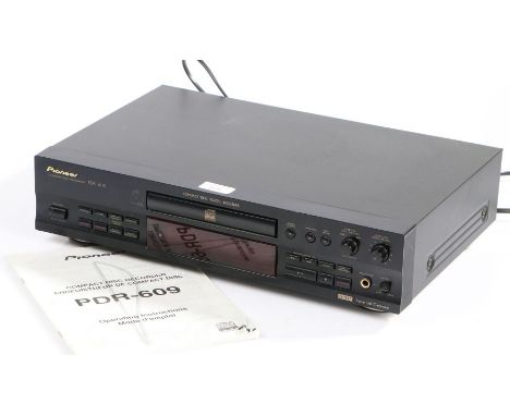 Pioneer Compact Disc Digital player/recorder, CD text Rewritable, PDR-609 serial number UJNN017866YY with operating instructi