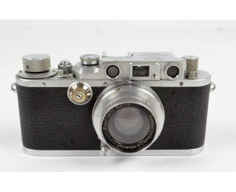 LEICA; a IIIB camera, serial no.288134, 1938/1939, with a Summar f=5cm 1:2, no.484347 lens.