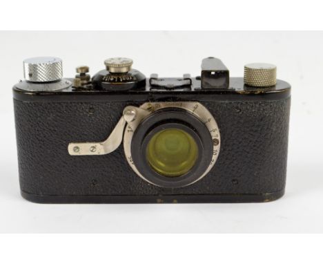 LEICA; a black bodied I camera, serial no.21193, 1926, with Elmar I:3,5 F=50mm lens.