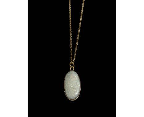 Opal pendant with 9 carat gold chain.