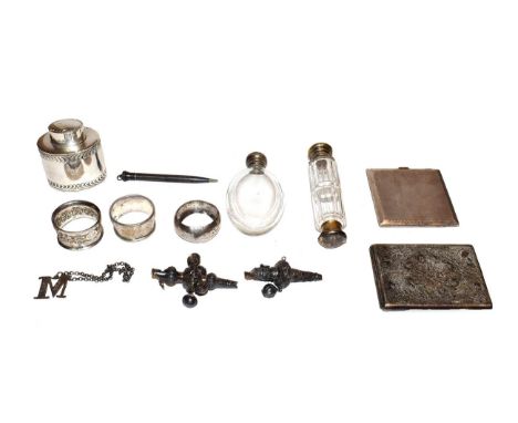 A collection of assorted silver and silver plate, including: a gilt-metal mounted double-ended scent bottle, a silver plate m