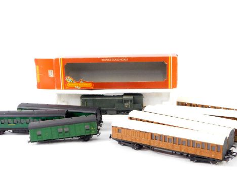 A kit built OO gauge diesel locomotive, British Rail green livery, D8206, together with five articulated kit built LNER coach