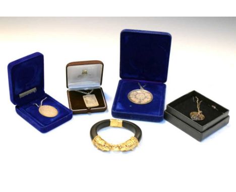 Franklin Mint Limited edition bangle, two cased Royal pendants, Pobjoy Mint limited edition 'Eternal Spring' silver ingot, et