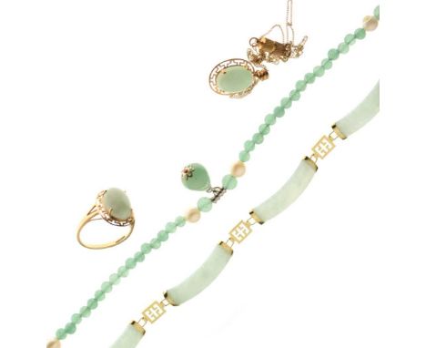 9ct gold jade panel bracelet, a 9ct gold jade pendant and matching ring, and a bead necklace (4)