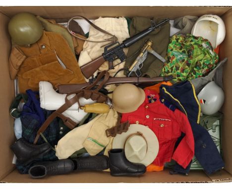 Palitoy Action Man vintage loose clothing/accessories to include guns, various part outfits, helmets/hats plus others - see p