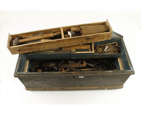 A tool chest and a carrying case both with tools G 