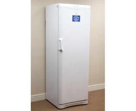 Indesit larder freezer, W60cm  (This item is PAT tested - 5 day warranty from date of sale)   Condition Report   Click here f