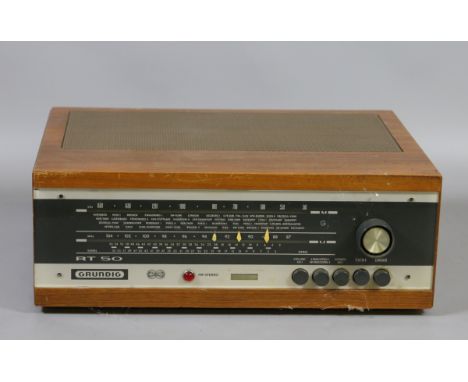 A Grundy RT50 radio player.