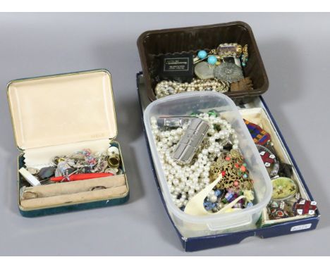 A tray of costume jewellery and collectables including enamel badges, lighters and ladies wristwatch, etc.