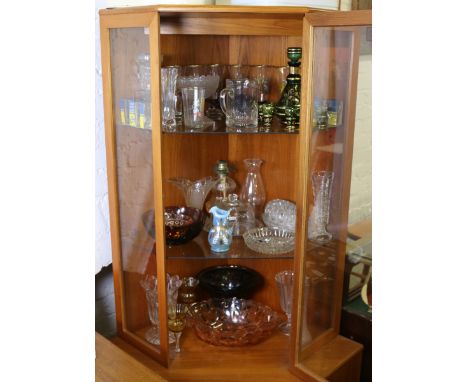 A collection of mixed glassware including Victorian cut glass chamber lamp, emerald liqueur set, irridescent paperweight and 